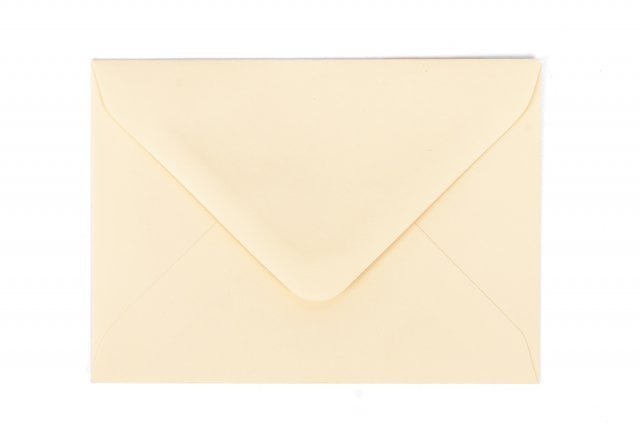 Sobres 65x94mm, crema