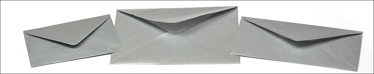 Sobres plateados elegantes y sobres metálicos para bodas e invitaciones a precios económicos